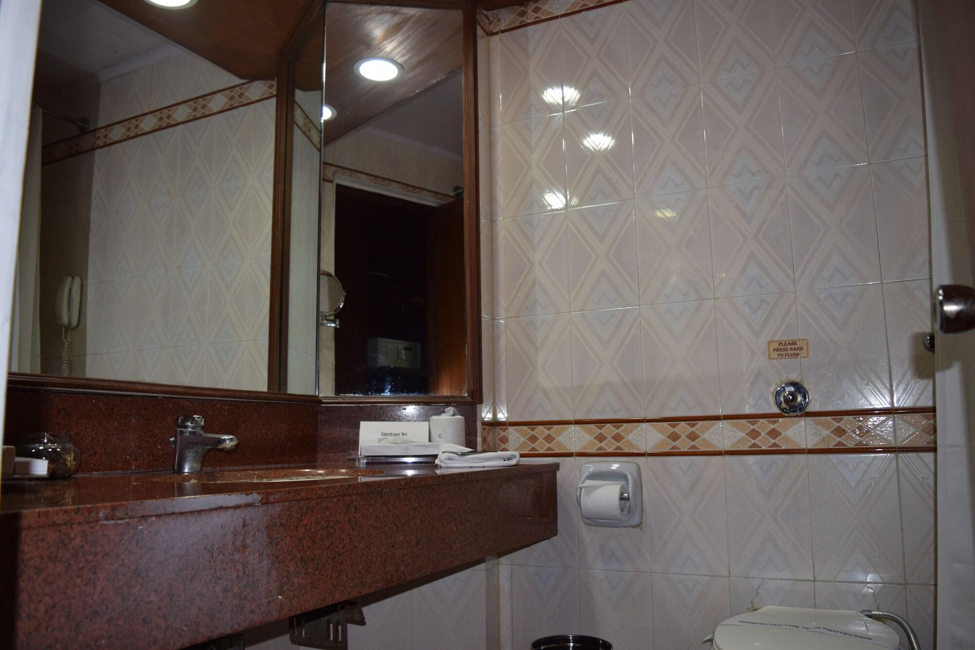 Hotel Samrat, ニューデリー エクステリア 写真