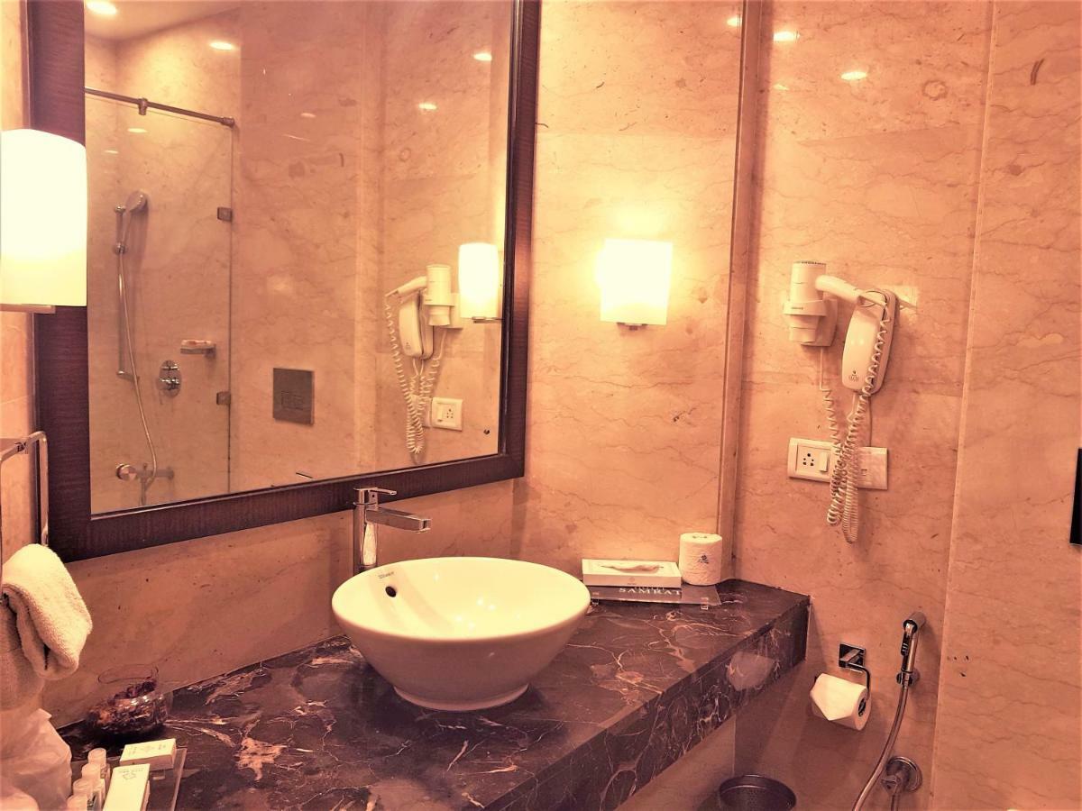 Hotel Samrat, ニューデリー エクステリア 写真